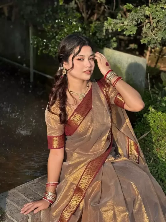 লামা-সিল্ক শাড়ি (প্রিমিয়াম)
